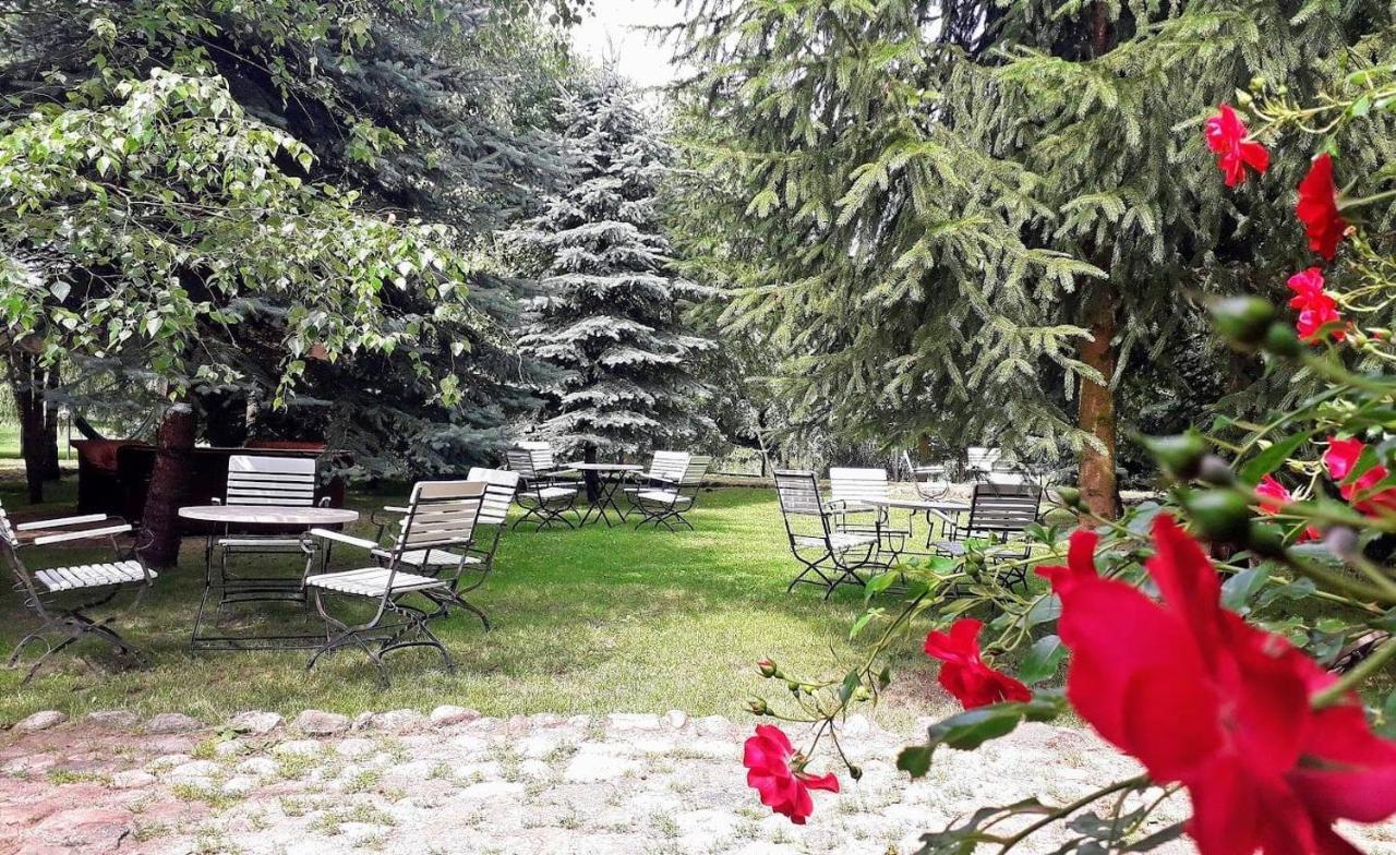 Вилла Tamarynowa Osada - Kraina Udanego Wypoczynku Lowyn Экстерьер фото